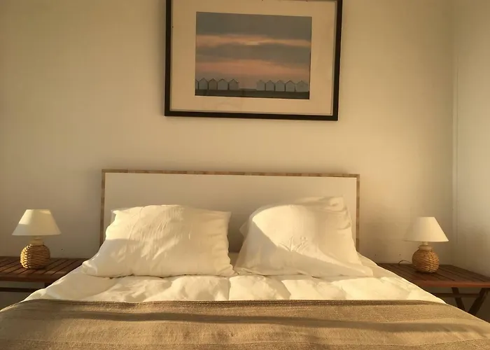 Les Marines Du Soleil Apartment *